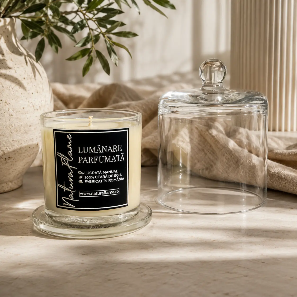 Lumânare parfumata NaturaFLAME într-un ritual de seară
